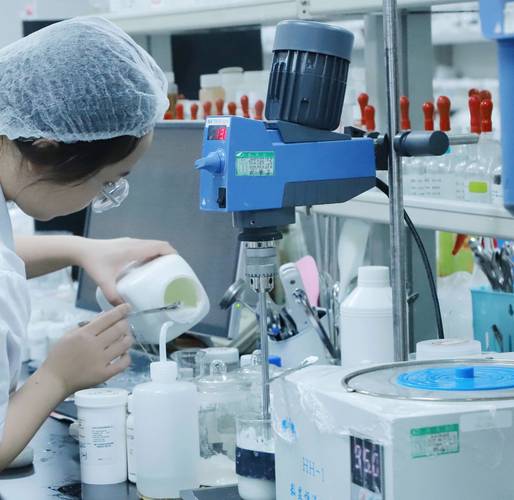 护肤品代工厂与生殖医学 探索跨界客户开发的创新路径